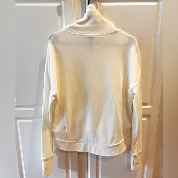 Sweaty Betty Harmonise Luxe Fleece Pullover in Lily White NWOT size XS - Picture 3 of 3